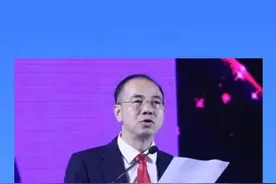 江西第二富豪姚良松，财富435亿元，1964年出生于景德镇。欧派公司上市后市值5百亿元。#赣地解码视频封面