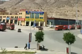 为什么兰州的山上不长树和草，却有人生活在这里，难道是因为吃得苦中苦，方为人上人吗视频封面