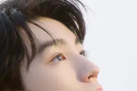 #王俊凯 新歌《元气发光》来啦！元气上头全力发光🥰NEVER BE AFRAID OF FALLING！