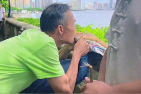 基本功压腿#基本功 #压腿 #日常训练 #基本功练习 #强身健体 #传统武术 #贵在坚持 #腿法 #练功 #全民健身 #@DOU+小助手视频封面