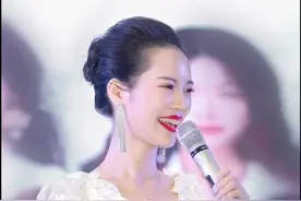 如何做一个快速吸粉的自我介绍，赶紧点赞收藏#自我介绍 #吸粉 #口才 #演讲 #云上大课堂 #抖音小助手