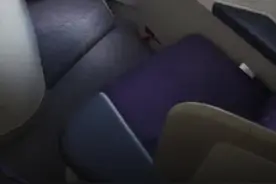 连续4年，每年有一个月在飞机上度过，你也可以拿到国航卓越终身白金卡……视频封面