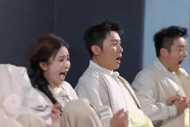 #奔跑吧 这个可谓是最刺激的开场，千防万防还是没防住#青春歌会