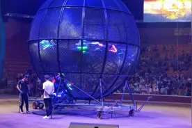 太空飞车...