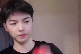 女生叫骰子气势上绝不服输！