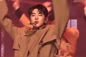 长风衣手杖舞不要太帅！