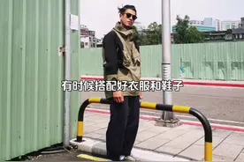 提升整体亮点，男生袜子搭配技巧#男生穿搭 #袜子怎么搭配更好看视频封面