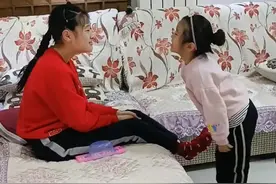 多温暖的画面，视频中臭宝的眼神和常人一样的呀！#婴儿痉挛症 #婴儿痉挛症点头拥抱 视频封面