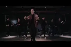 #易烊千玺 收作业啦，7000w福利～视频封面