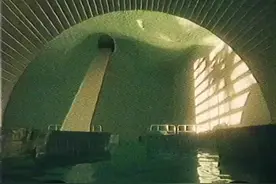「保持警惕 註意前方」#池核 #梦核 #阈限空间 #梦核恐惧症 #dreamcore #poolcore #backroom #怪核 #weirdcore 