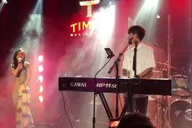 Times 小彬/王小草 两个腼腆的人的合唱变得更腼腆……😂