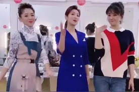 和@月亮姐姐 @方琼 一起跳#夏日憧憬舞 我觉得我跳得还挺好的，是吧？😝#致敬了不起的她 #最niu的自己