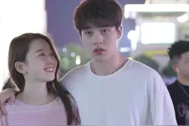 后来才终于明白 为什么有的人频繁发朋友圈 有的人一直不发朋友圈  还有的人会突然打开所有朋友圈