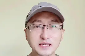 美白有两种途径：一是减少黑色素的合成和存留，第二就是烟酰胺这类增强细胞的活性。根据自己皮肤特点，选择合适的美白途径。@抖音短视频 #鹤叔 #实用好物 #护肤 #科普 #美白 