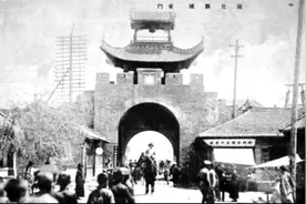 历史 得 痕迹 旧城与新城的对比视频封面