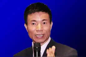 麦当劳四年换九个岗位，不是用经验教人，而是流程。#企业老板 #思维 #领导力 