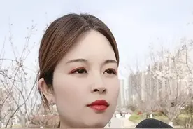 #小丽同学 #街头采访 #男人 你们男人的特点……视频封面