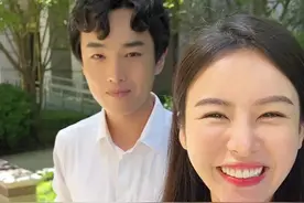 我爸最后好像暴露了自己的语言天赋@老丈人说车 #全民抖包袱 