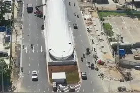 空中看过江隧道口，海口文明路江东过江隧道预计今年下半年完工。#江东隧道 #dou上热门抖音 @抖音短视频