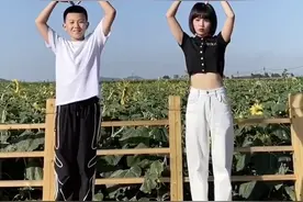 最后的小朋友超级可爱～舞伴：@秋宇【大石桥联盟】 录像：@胡胖【大石桥联盟】 #大石桥联盟