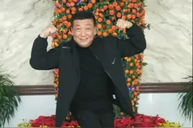 这是我原抖音的头像，抖音擅自将我头像重置，头像空白，理由是举报查实，难道我的头像侵犯了哪位名人的肖像权#为什么