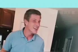 当爸爸知道自己五岁的女鹅被男孩子亲了后的反应....#父亲 视频封面