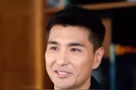 期待！44岁#TVB #视帝#陈展鹏 粉碎不受捧传闻，新剧终于再当男一，演员阵容超养眼#港剧 #八卦视频封面