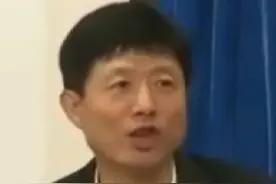 原南开大学教授艾跃进：尊严只在剑锋之上，真理只在大炮射程之内。视频封面