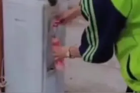 #山西饮水机里流的都是醋！山西一中学饮水机变饮醋机，学生拿水瓶接醋。你们的饮水机流什么？🤔视频封面