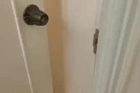 门锁反锁了，怎么办。教你四种自救小方法，轻松搞定。