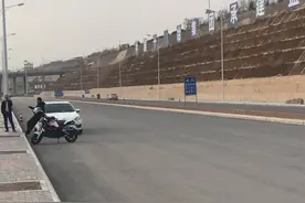 盐什公路越建越好！兰州到什川梨园再到青城古镇，盐什高速成就的是一条黄金旅游通道，保护好古梨树，什川未来会更好。视频封面