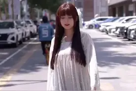 照进黑暗中的阳光，再弱也会让人感到温暖！