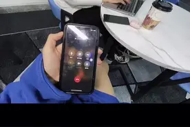 在一起三年 信任你一直没看你手机 今天恶作剧给你打电话 你给我备注234824是什么意思？#超努力的小叶视频封面