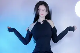 如何叫醒睡得正香的男朋友？#丝滑变装