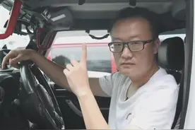 三菱全新得利卡D5，一辆可以去越野的“面包车”#带你懂车 #面包车 #这届车主有fu了 #越野 @野猪开车