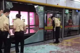 #广州 #广州地铁 突发！广州地铁一站台屏蔽门玻璃破裂，官方作出回应视频封面