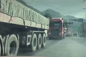 同志们辛苦了，下一句是啥子？为人民服务...