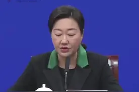 衢州衢江疫情已呈现明显的社区、家庭和企业聚集性特征，扩散风险较大。已采取果断措施，疫情来源仍在流调溯源中。#浙江dou知道 #疫情防控不松懈视频封面