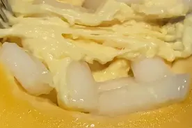 原来芝士真的是咬着吃更香！#抖音美食创作人 #好羡慕乡村的年味 #跟着抖音学做菜