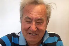 金针菇的笑梗你懂吗？😂#澳洲生活 #挑战全网吃饭最香 #旅行追梦计划 @DOU+小助手视频封面