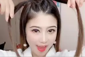 显脸小又不热的发型，小学生都能学会，赶快在家学起来吧，直播啦#编发 #抖音小助手 #在家变身季