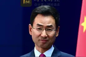 记者会上罕见一幕！耿爽与澳媒记者交锋，憋不住笑了#中国外交天团视频封面