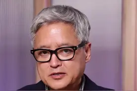 脐带绕颈怎么办？会对宝宝造成影响吗？#脐带绕颈 #听段涛聊孕事 #胎儿发育 #妈妈Dou知道 #顺产