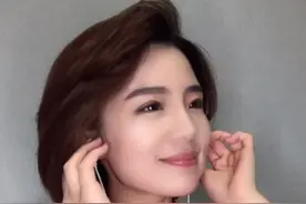 #当你听歌不知道歌词的时候 #搞笑视频 #抖音小助手