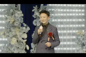 伤心时会流泪 开心时一样可以流泪 因为那是幸福的眼泪