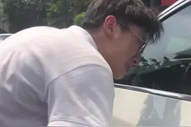 李海棠都跟@糖一 合影了，我什么时候能跟胡歌合影啊#李海棠的沙雕日常 #这谁顶得住啊 #一定要看到最后