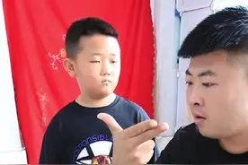 这题跟智商有关系吗#生活搞笑趣事 #家庭娱乐搞笑 #熊孩子搞笑日常视频封面