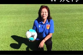 先是世界足球小姐孙庆梅，后是UFC世界冠军张伟丽，峰峰到底是一个什么样神奇的存在视频封面