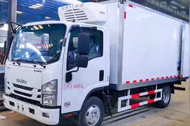 C1驾照可驾驶，挂蓝牌，4.2米货箱白条猪肉冷链运输专用冷藏车