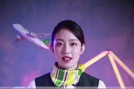 在飞机上乘务员竖大拇是代表赞美吗？其实它代表着其他意思，想知道吗？#春秋航空 #中国机长 #航空视频封面